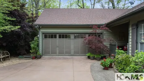 151 Birdnest Sapphire NC 28774