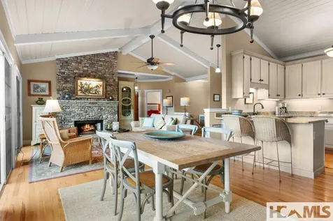 151 Birdnest Sapphire NC 28774