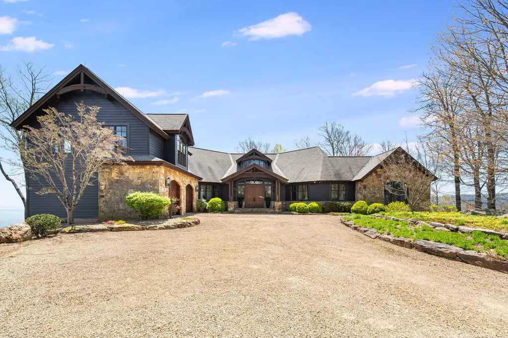 951 Whitewater Ridge Road Sapphire NC 28774