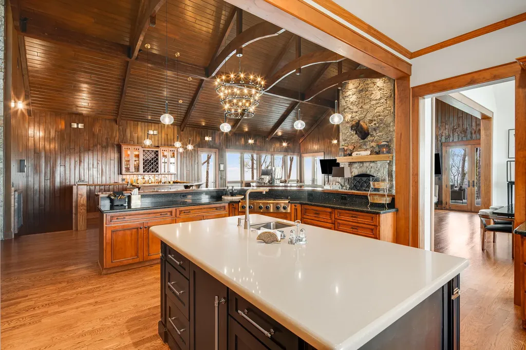 951 Whitewater Ridge Road Sapphire NC 28774