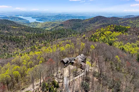 951 Whitewater Ridge Road Sapphire NC 28774