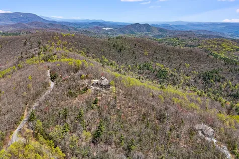 951 Whitewater Ridge Road Sapphire NC 28774