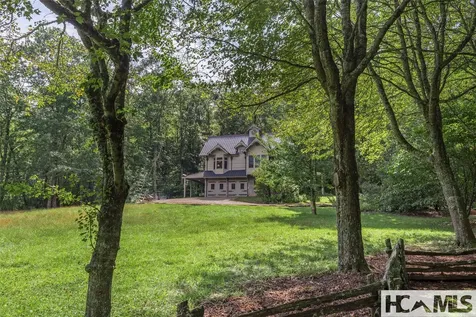 439 By Way Highlands NC 28741
