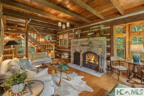 439 By Way Highlands NC 28741