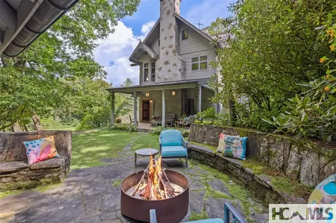 439 By Way Highlands NC 28741