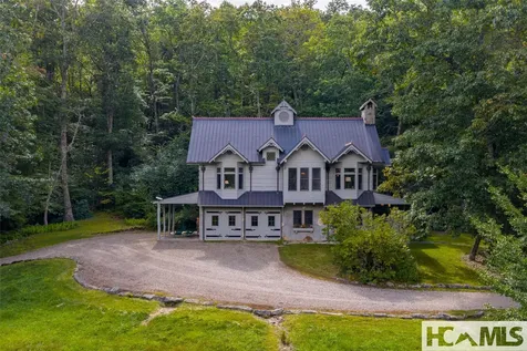 439 By Way Highlands NC 28741