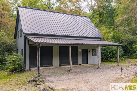 439 By Way Highlands NC 28741