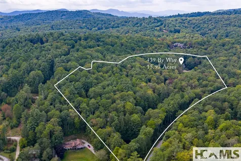 439 By Way Highlands NC 28741