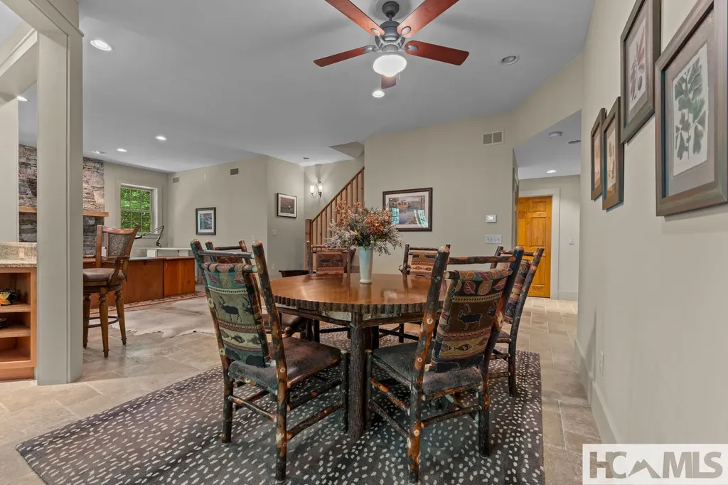 332 Streamside Drive Cashiers NC 28717