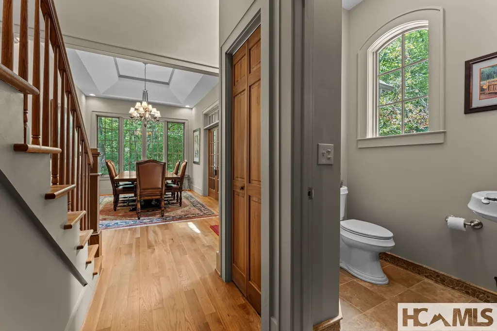 332 Streamside Drive Cashiers NC 28717