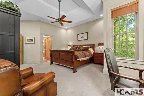 332 Streamside Drive Cashiers NC 28717