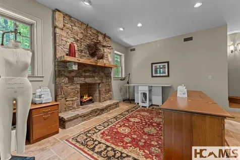 332 Streamside Drive Cashiers NC 28717