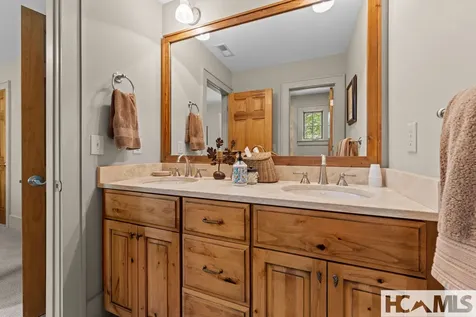 332 Streamside Drive Cashiers NC 28717