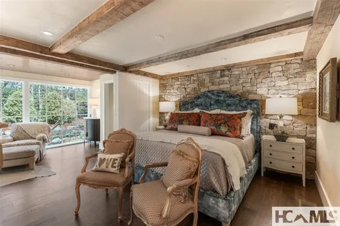 120 Split Rail Row Highlands NC 28741