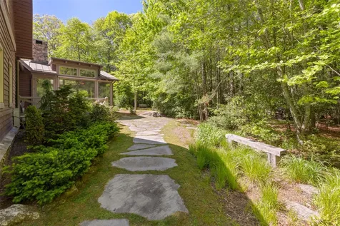 120 Split Rail Row Highlands NC 28741