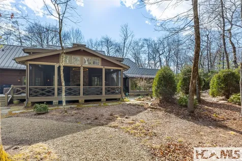 120 Split Rail Row Highlands NC 28741