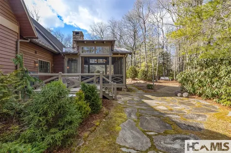 120 Split Rail Row Highlands NC 28741