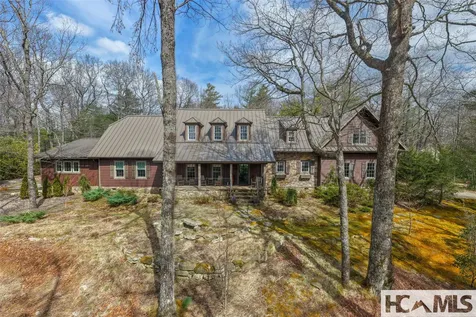 120 Split Rail Row Highlands NC 28741