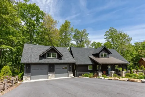 351 Outpost Trail Glenville NC 28736
