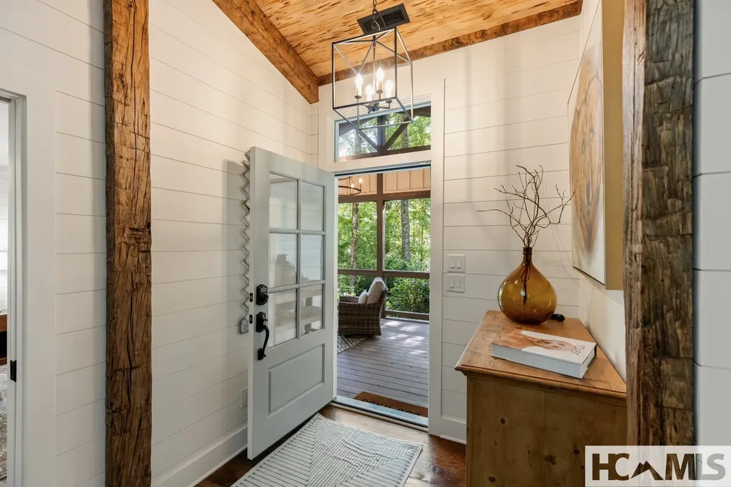 462 Mirror Lake Road Highlands NC 28741