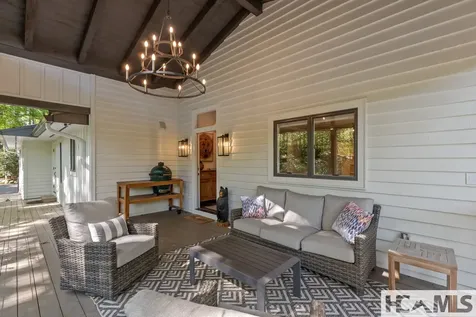 462 Mirror Lake Road Highlands NC 28741