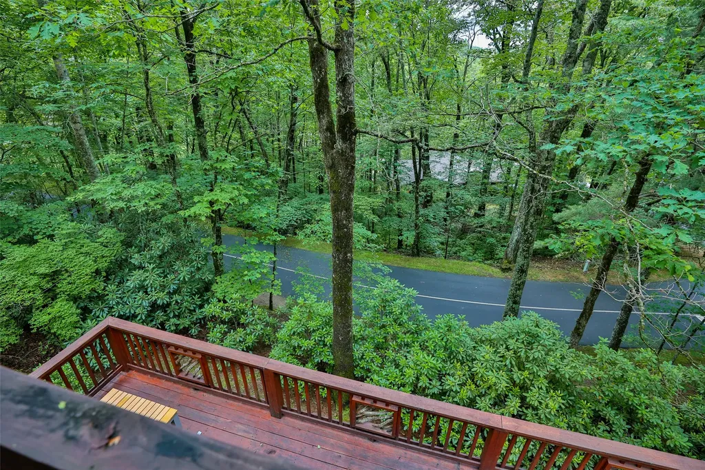 1100 Claire Lane Highlands NC 28741