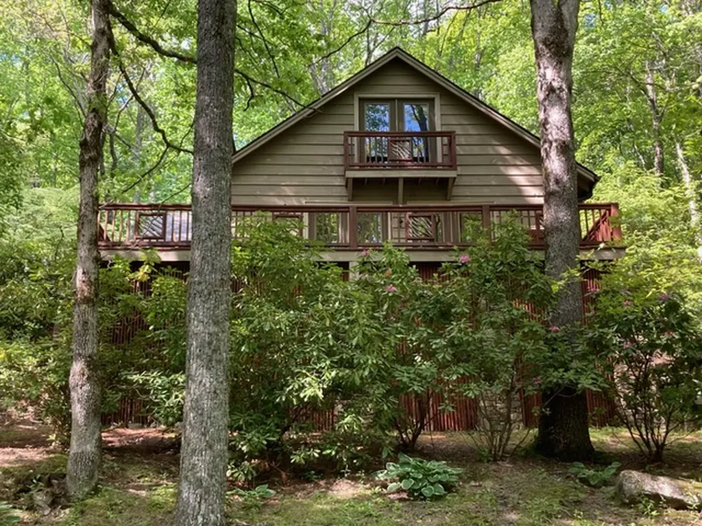 1100 Claire Lane Highlands NC 28741