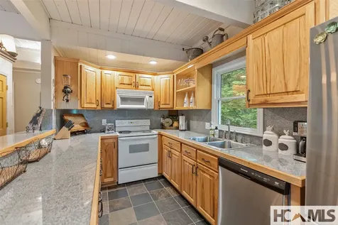1100 Claire Lane Highlands NC 28741