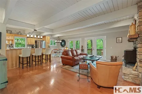 1100 Claire Lane Highlands NC 28741