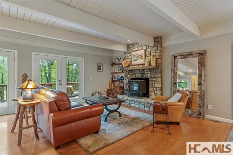 1100 Claire Lane Highlands NC 28741