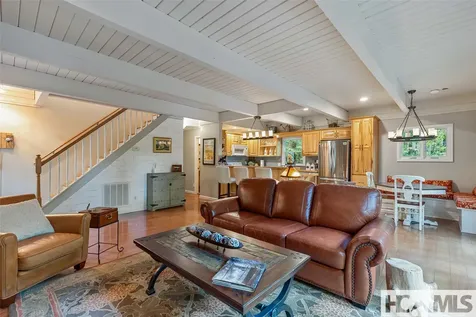 1100 Claire Lane Highlands NC 28741