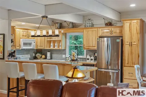 1100 Claire Lane Highlands NC 28741