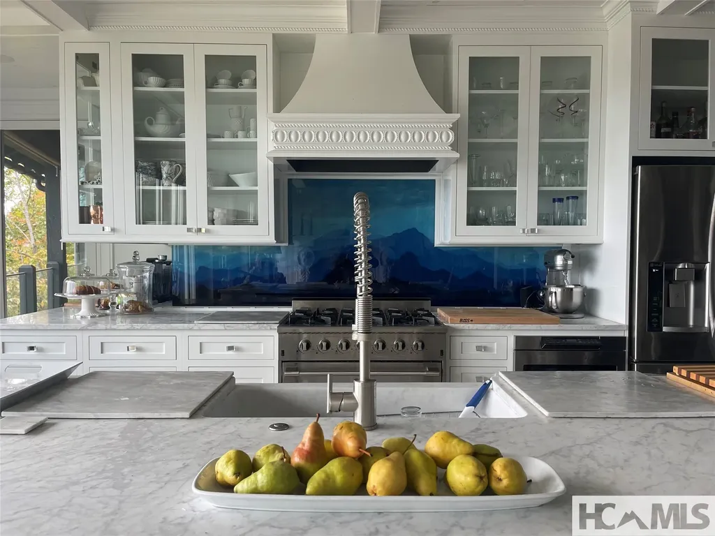 938 Shepherds Gap Road Cullowhee NC 28723