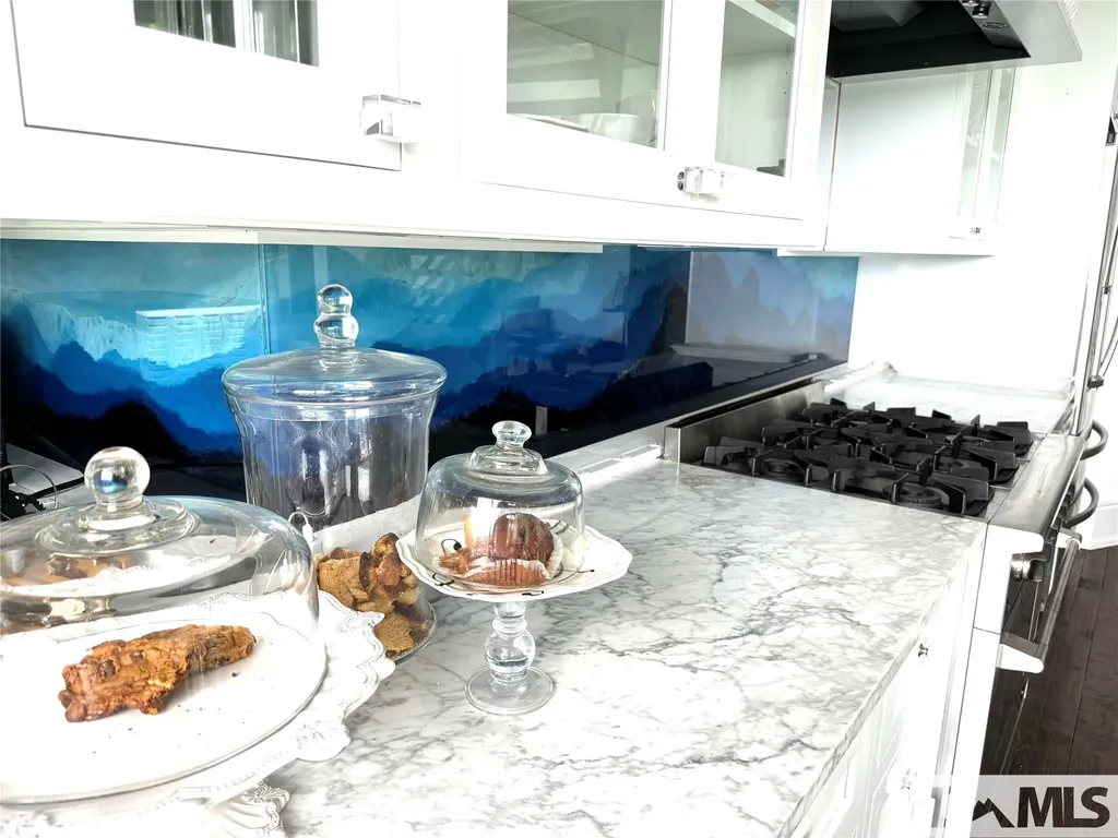 938 Shepherds Gap Road Cullowhee NC 28723