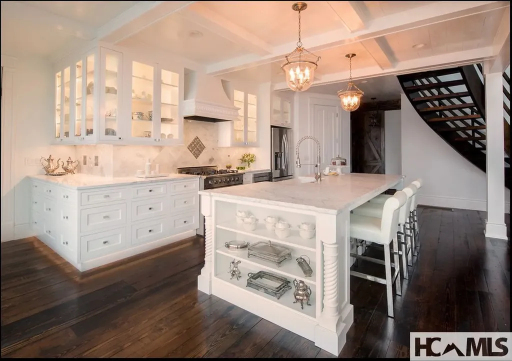 938 Shepherds Gap Road Cullowhee NC 28723