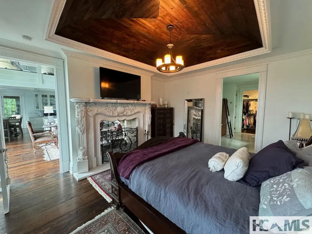 938 Shepherds Gap Road Cullowhee NC 28723