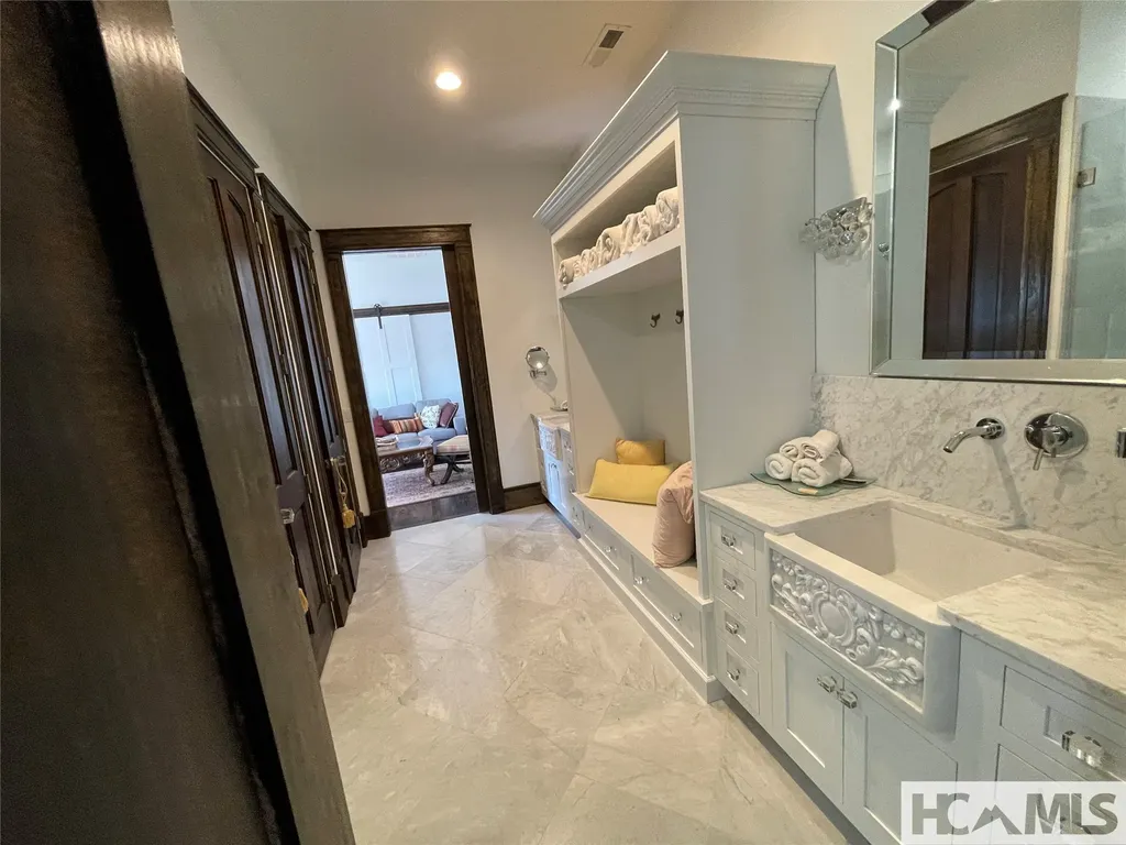 938 Shepherds Gap Road Cullowhee NC 28723