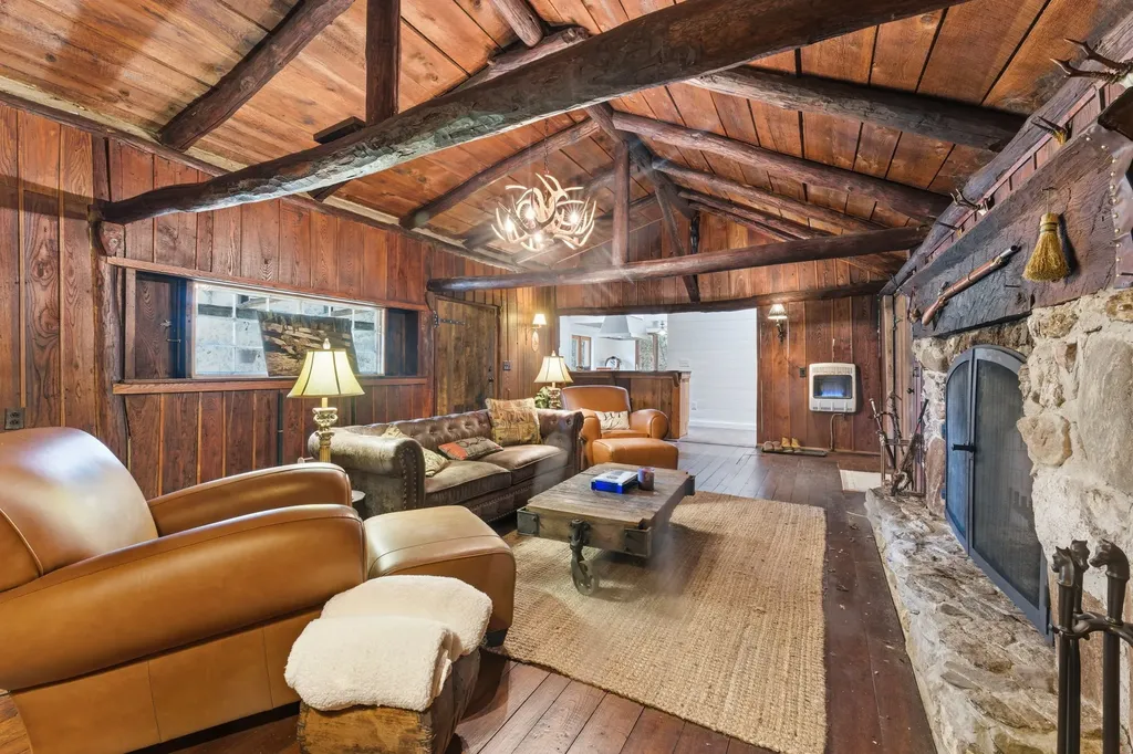 4317 Dillard Road Highlands NC 28741