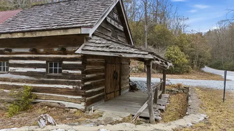 4317 Dillard Road Highlands NC 28741