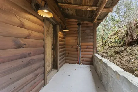 4317 Dillard Road Highlands NC 28741