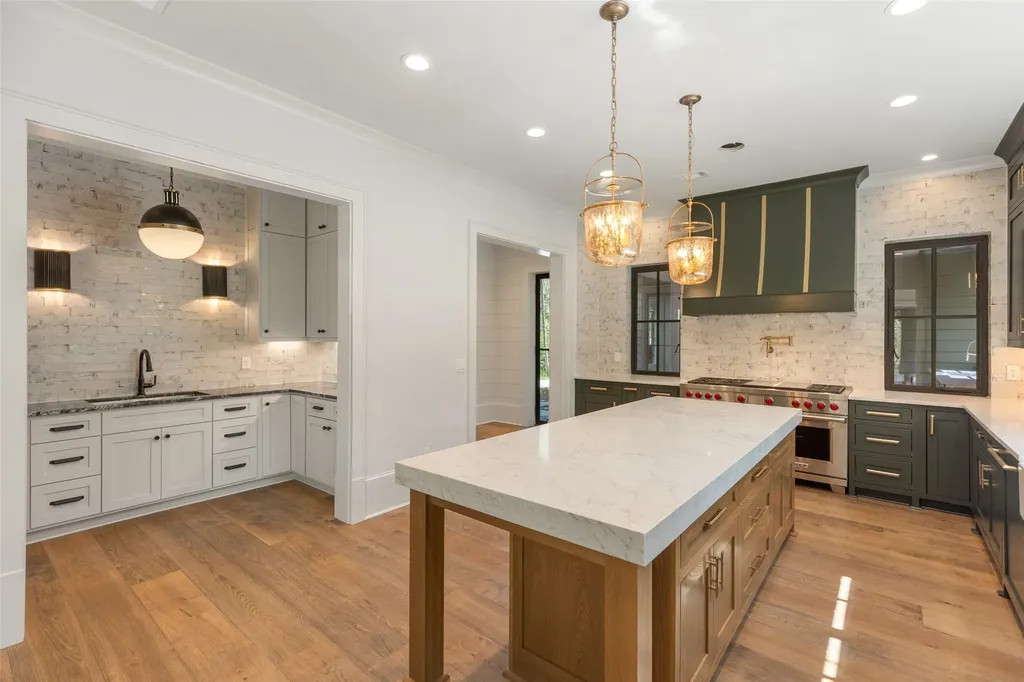 42 High Gate Drive Highlands NC 28741