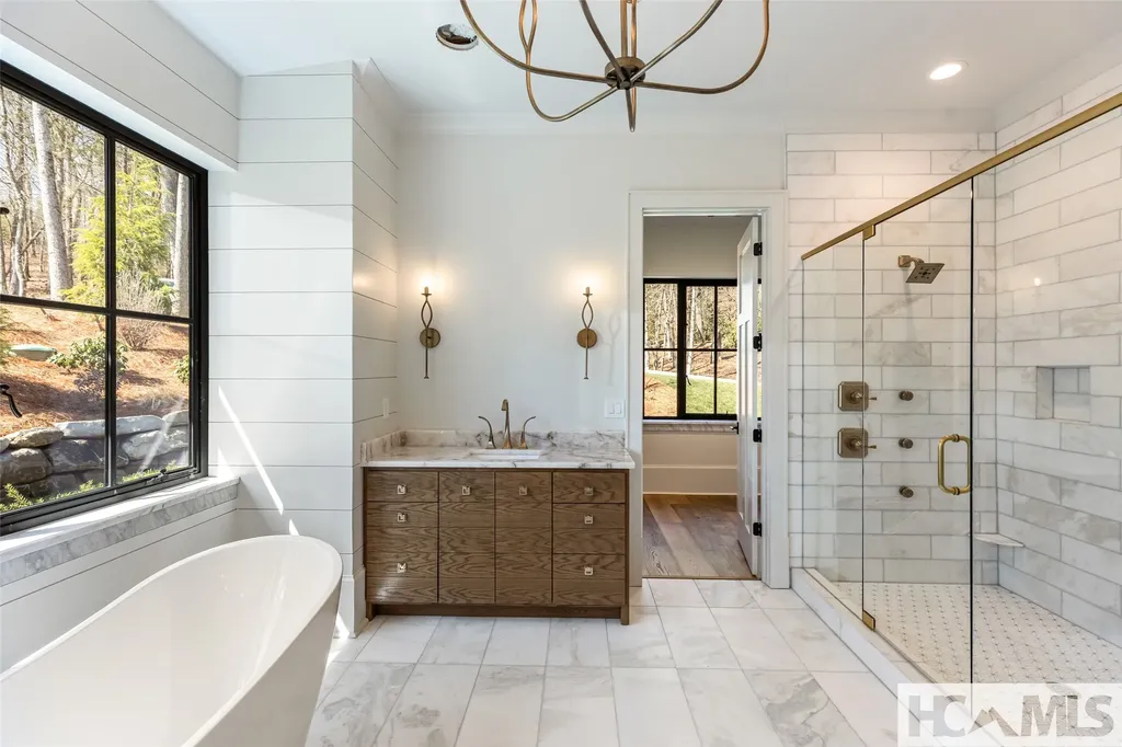 42 High Gate Drive Highlands NC 28741