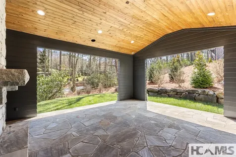 42 High Gate Drive Highlands NC 28741