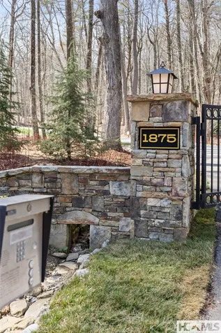 42 High Gate Drive Highlands NC 28741