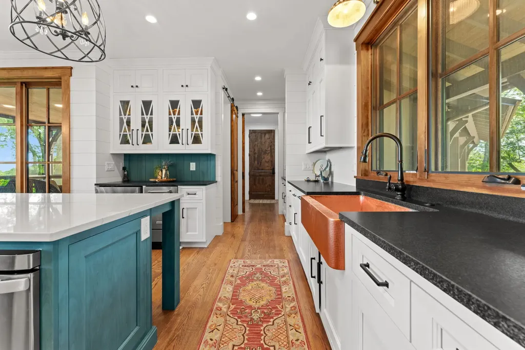 240 Whitewater Ridge Road Sapphire NC 28774