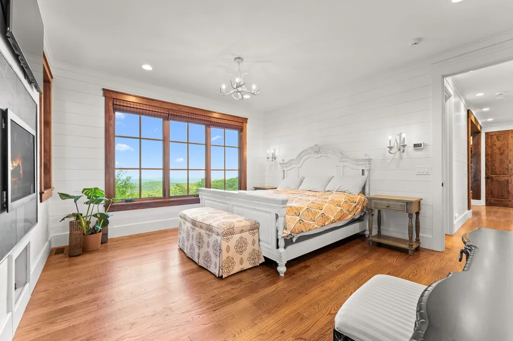 240 Whitewater Ridge Road Sapphire NC 28774