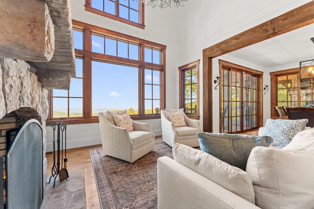 240 Whitewater Ridge Road Sapphire NC 28774