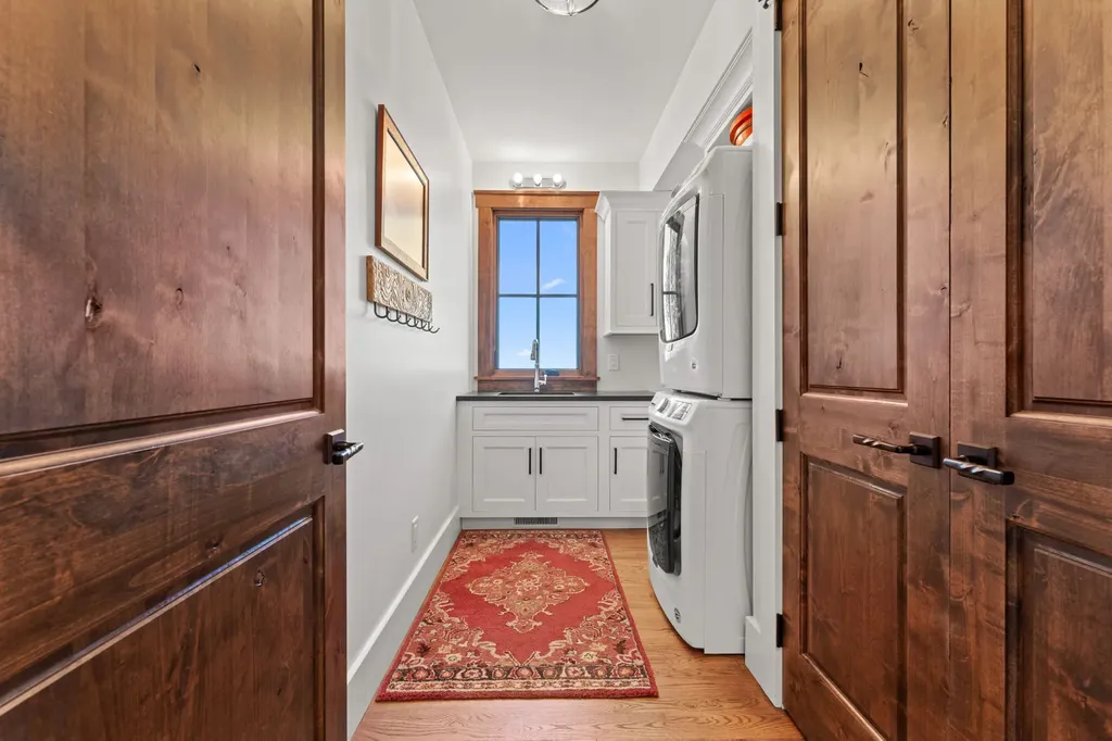 240 Whitewater Ridge Road Sapphire NC 28774