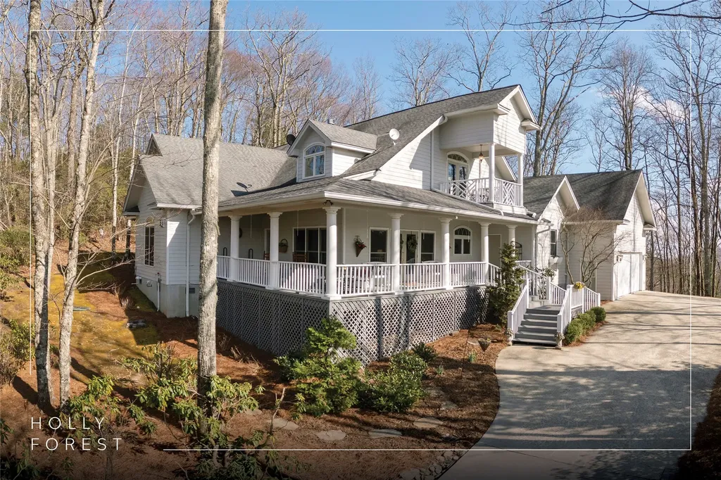 93 S Buckberry Drive Sapphire NC 28774