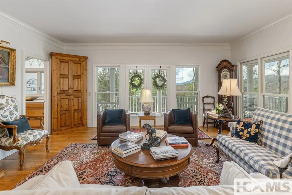 93 S Buckberry Drive Sapphire NC 28774